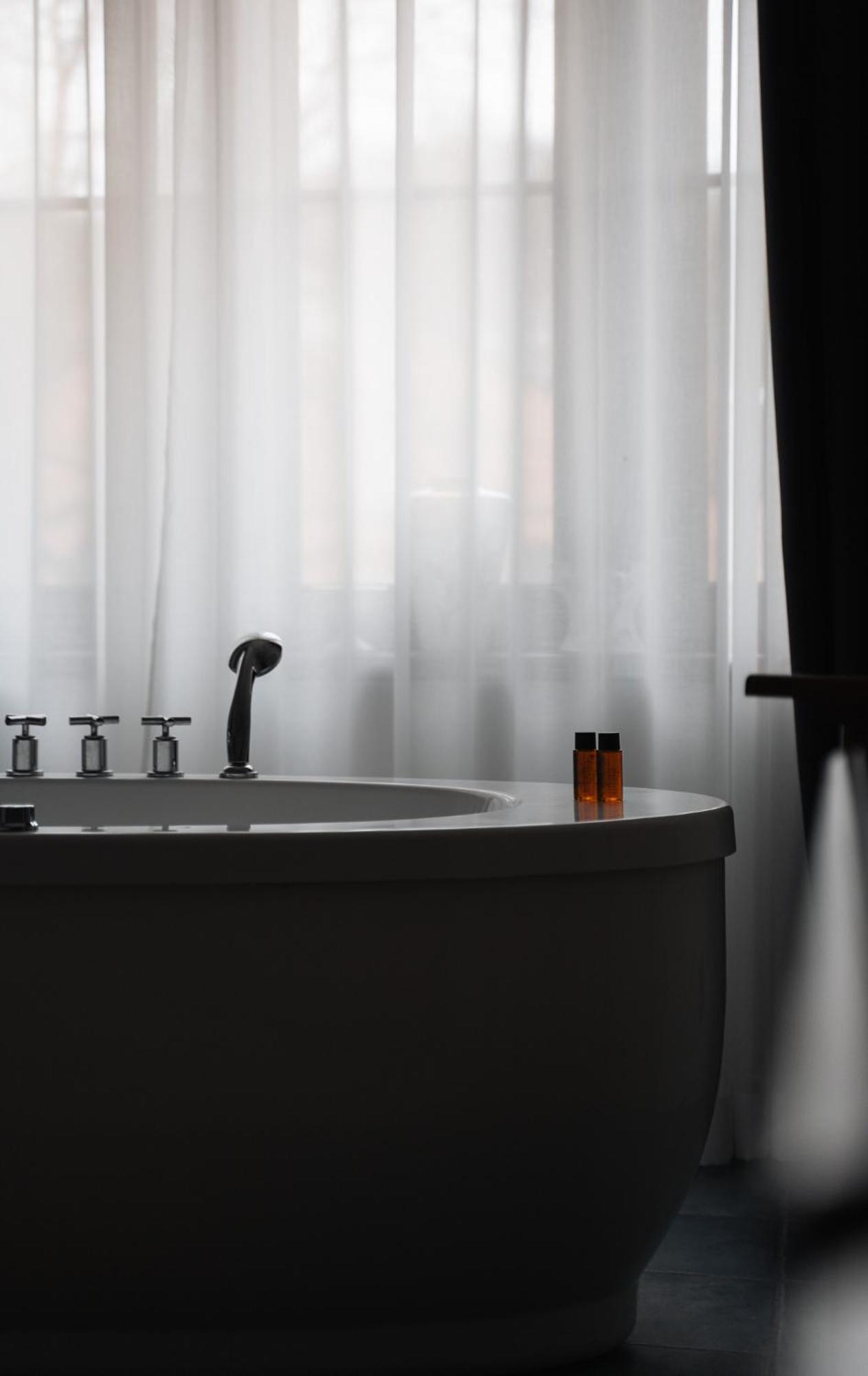 Folwark Wielka Wies - Palac Pod Debem Glowczyce Buitenkant foto